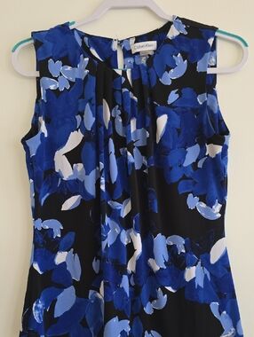 Calvin Klein Black and Blue Floral Sleeveless Camisole